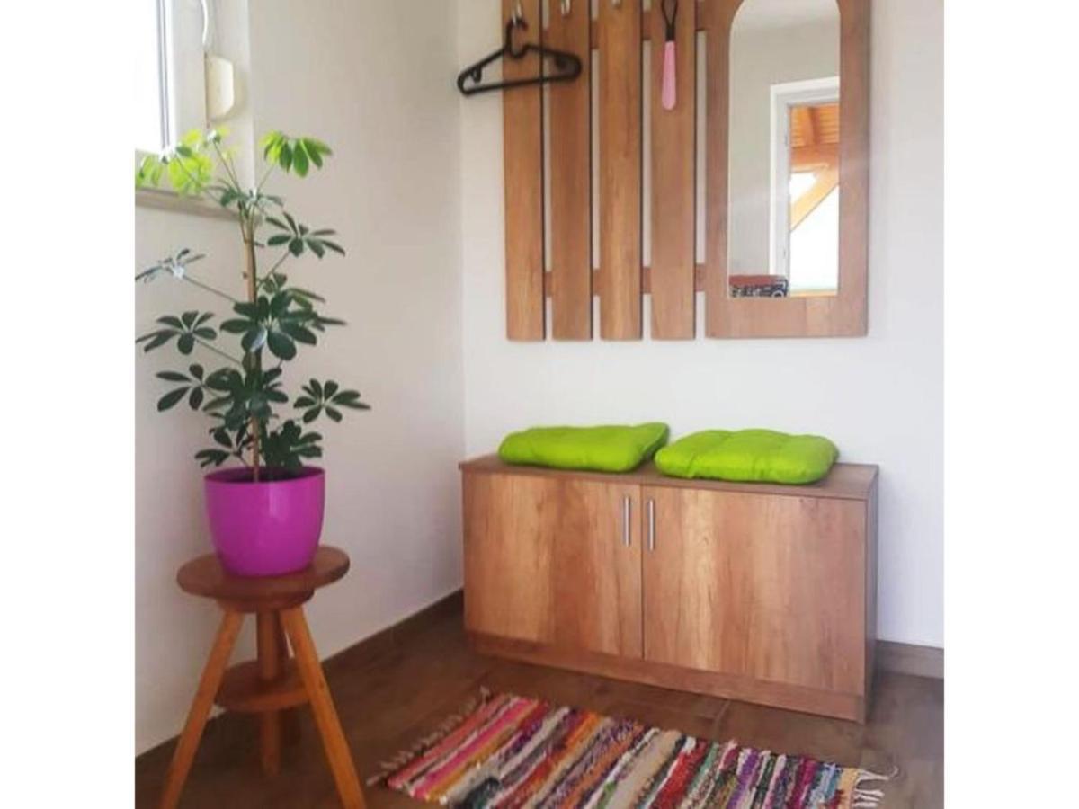 Forrás Vendégház Apartamento Tata Exterior foto