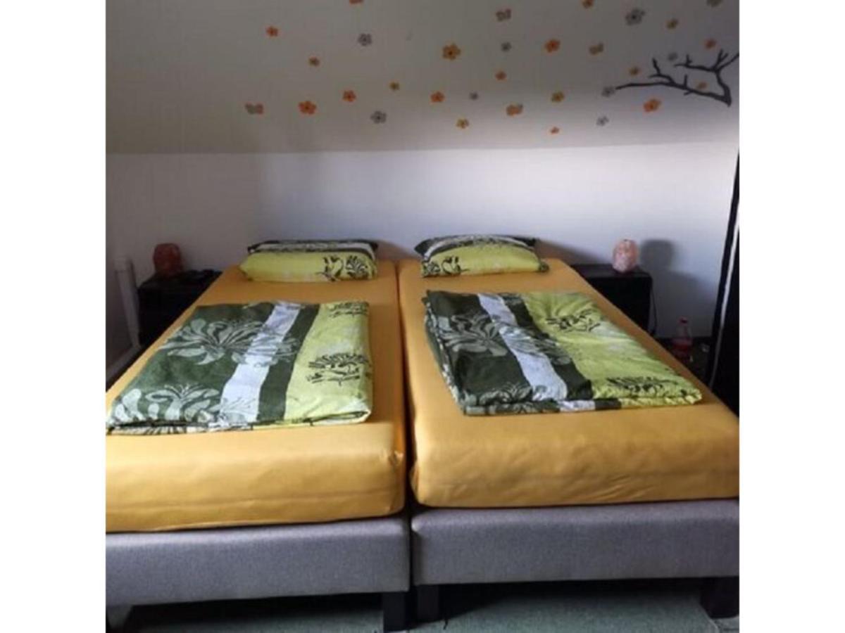 Forrás Vendégház Apartamento Tata Exterior foto