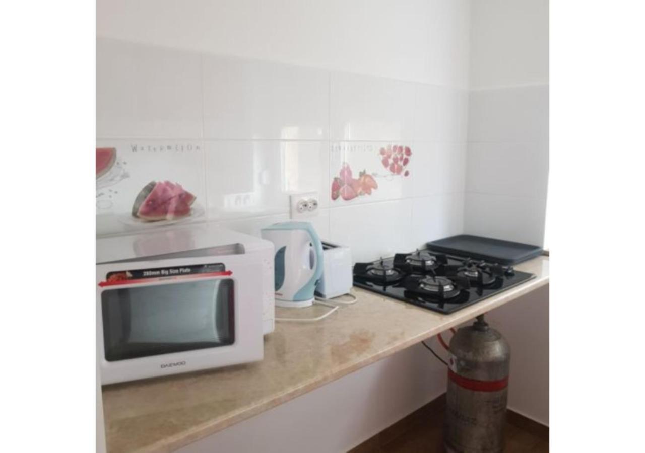 Forrás Vendégház Apartamento Tata Exterior foto